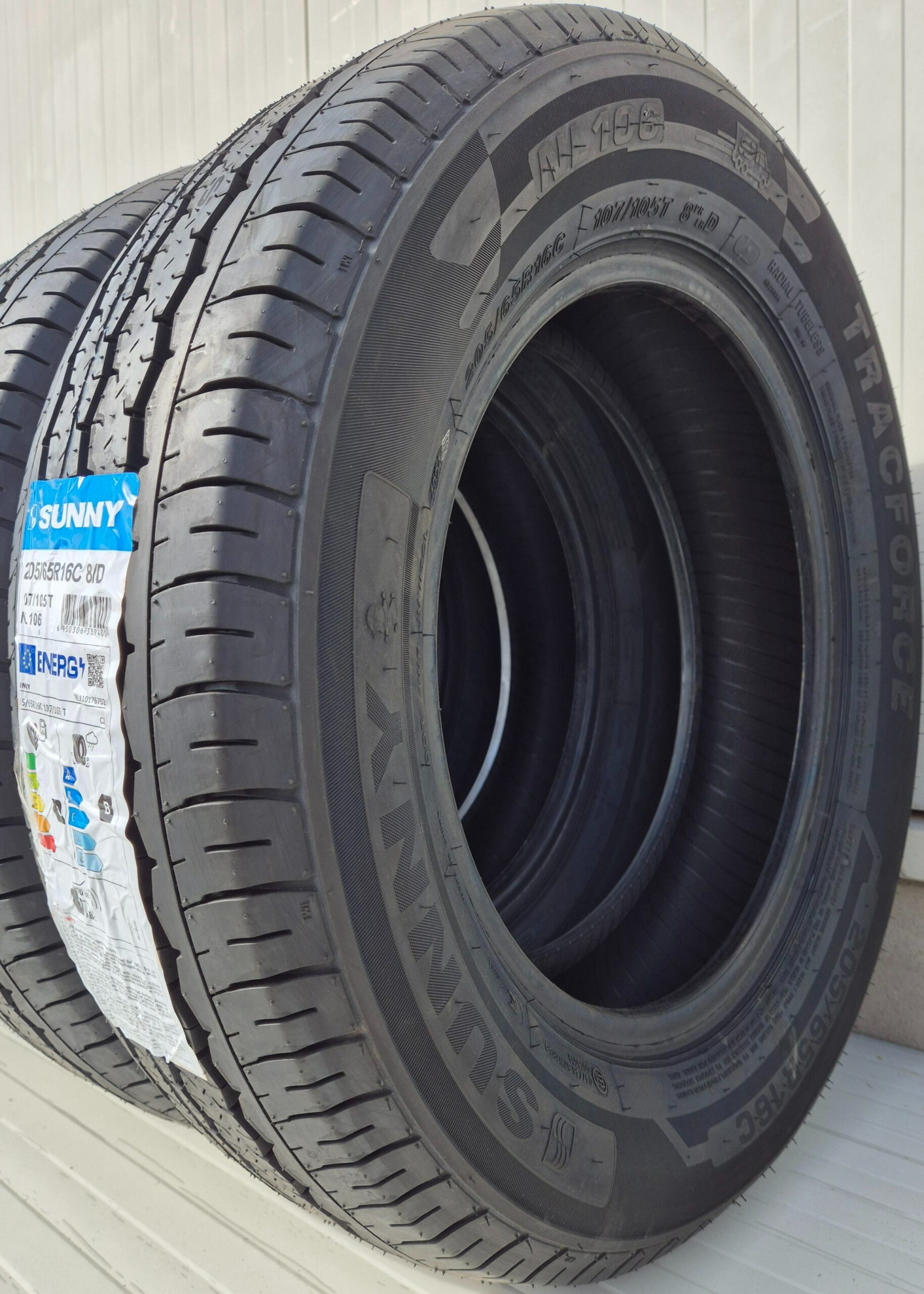 Sunny NL106 205/65R16C 107/105T 8PR Van Tyre